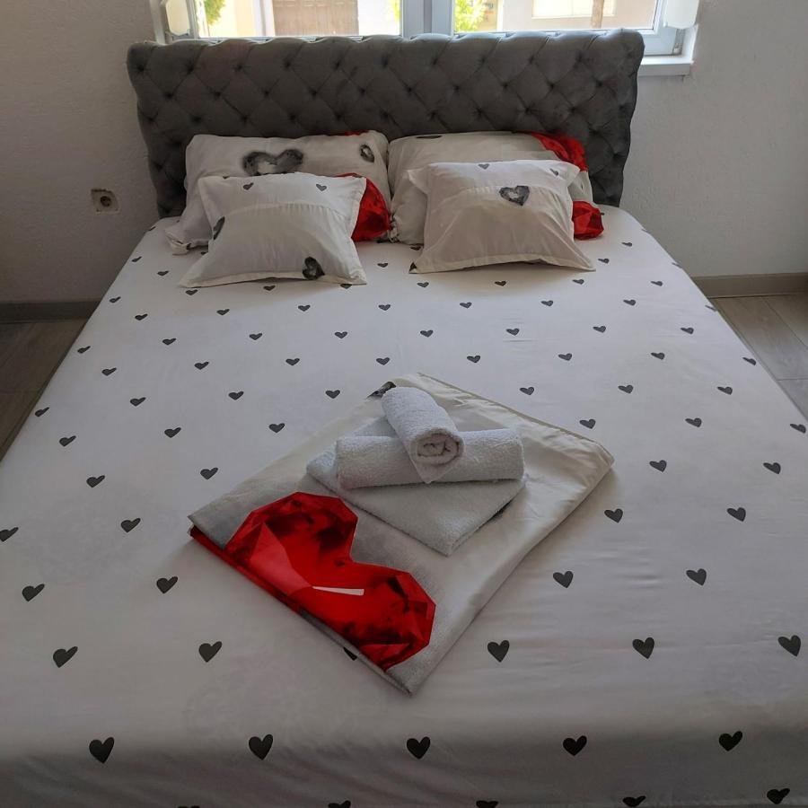 Apartman U Centru Šid Εξωτερικό φωτογραφία
