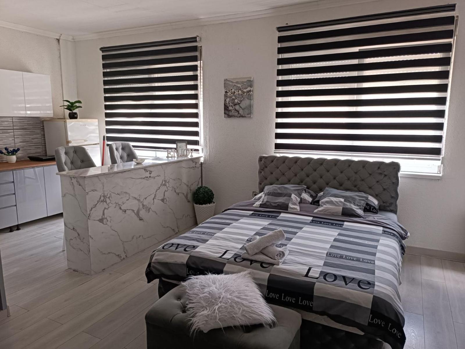 Apartman U Centru Šid Εξωτερικό φωτογραφία