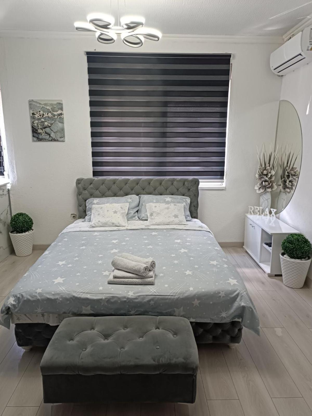 Apartman U Centru Šid Εξωτερικό φωτογραφία